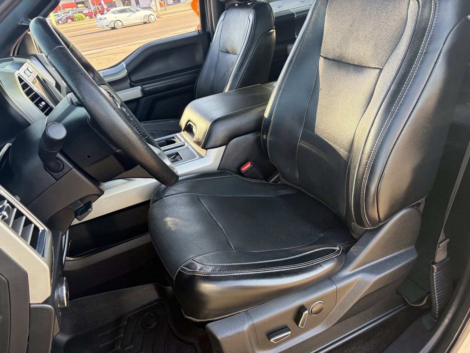 2016 Ford F150 Lariat