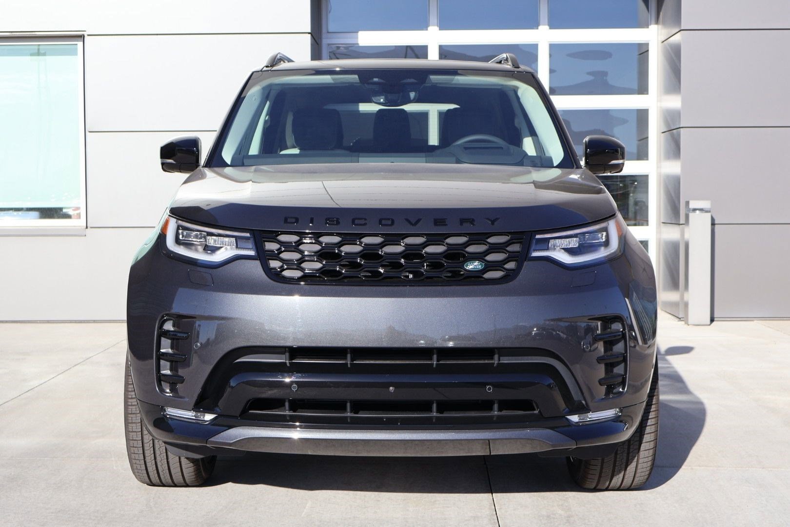 2026 Land Rover Discovery Dynamic SE