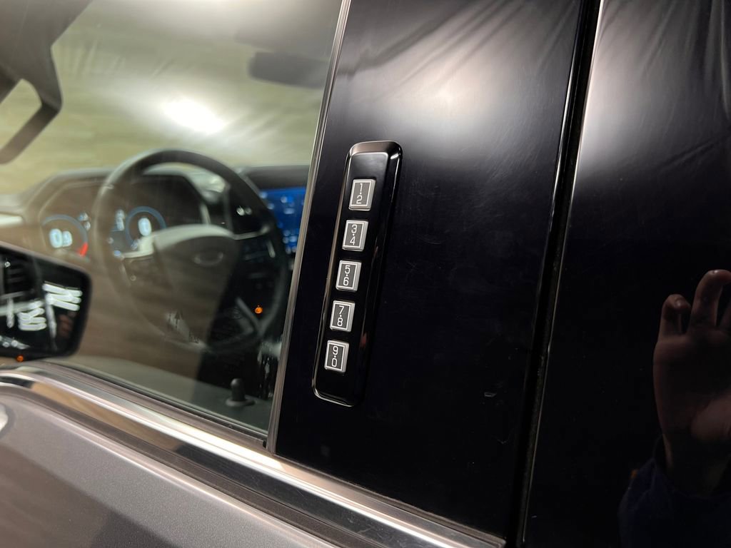 2021 Ford F150 Platinum