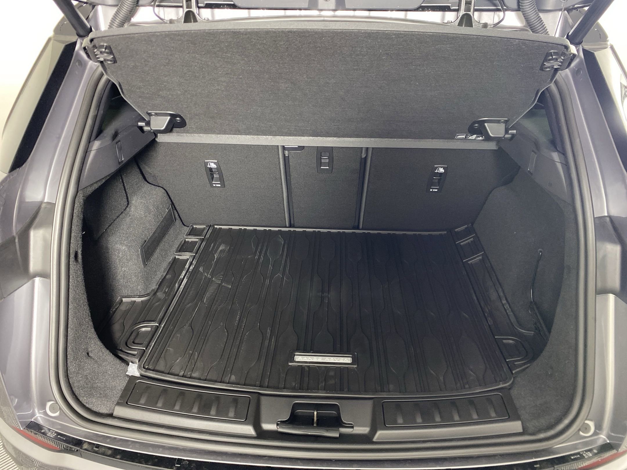 2026 Land Rover Range Rover Evoque S