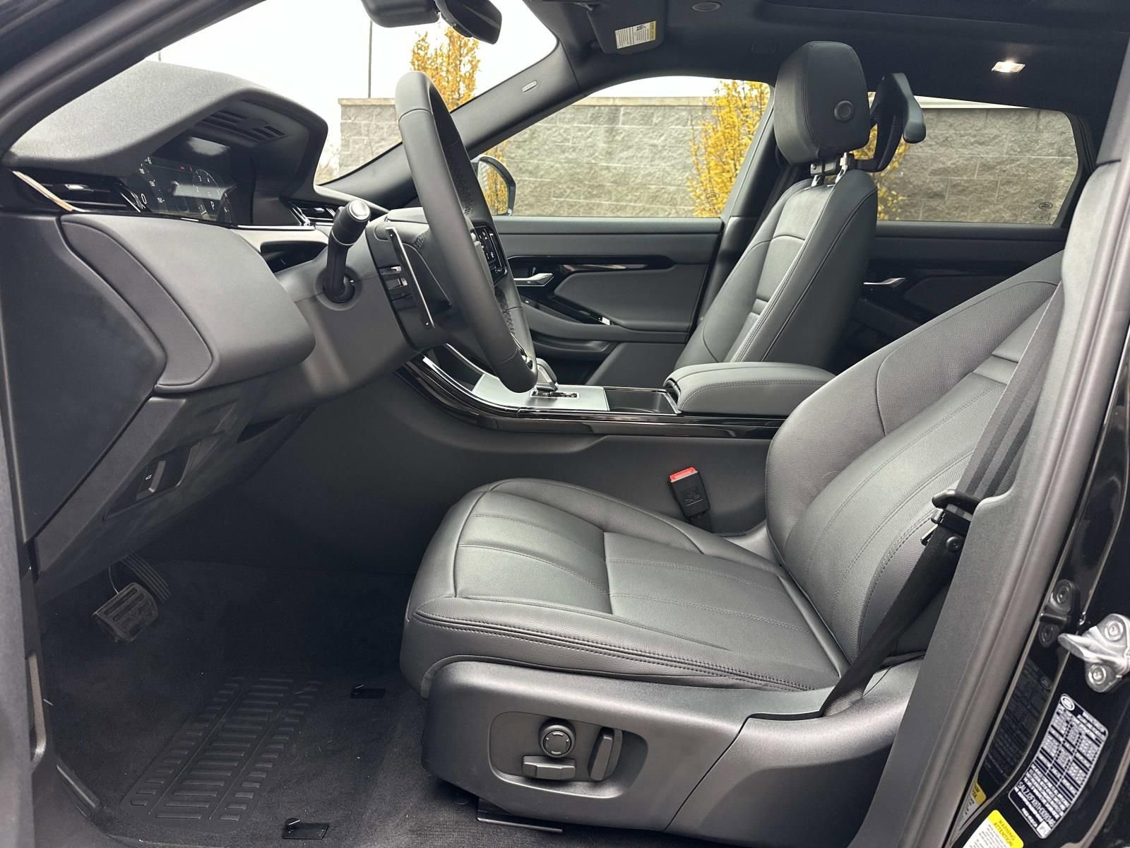 2026 Land Rover Range Rover Evoque S