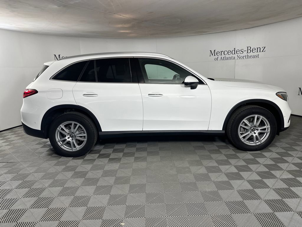 2026 Mercedes-Benz GLC 300 4MATIC
