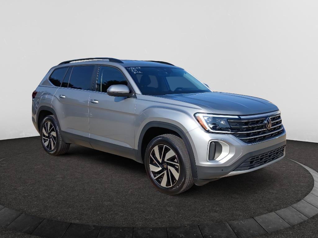 Certified 2025 Volkswagen Atlas SE