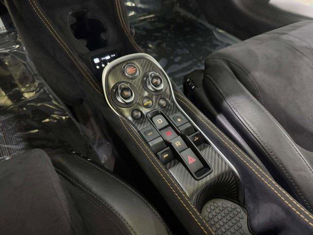Used 2020 McLaren 600LT Spider photo 59