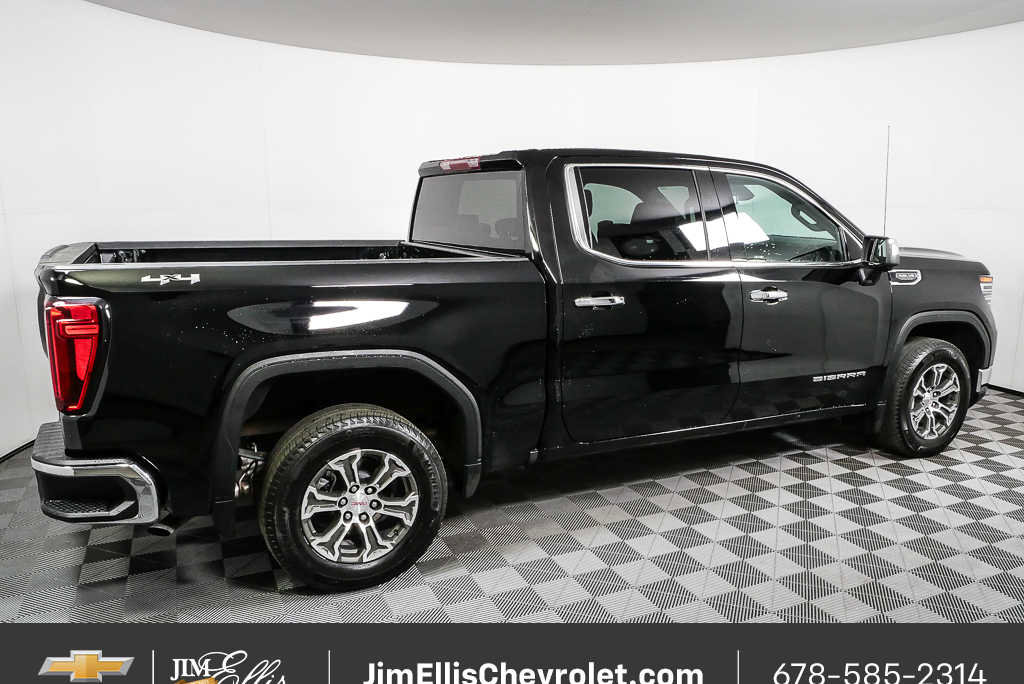 2025 GMC Sierra 1500 SLT