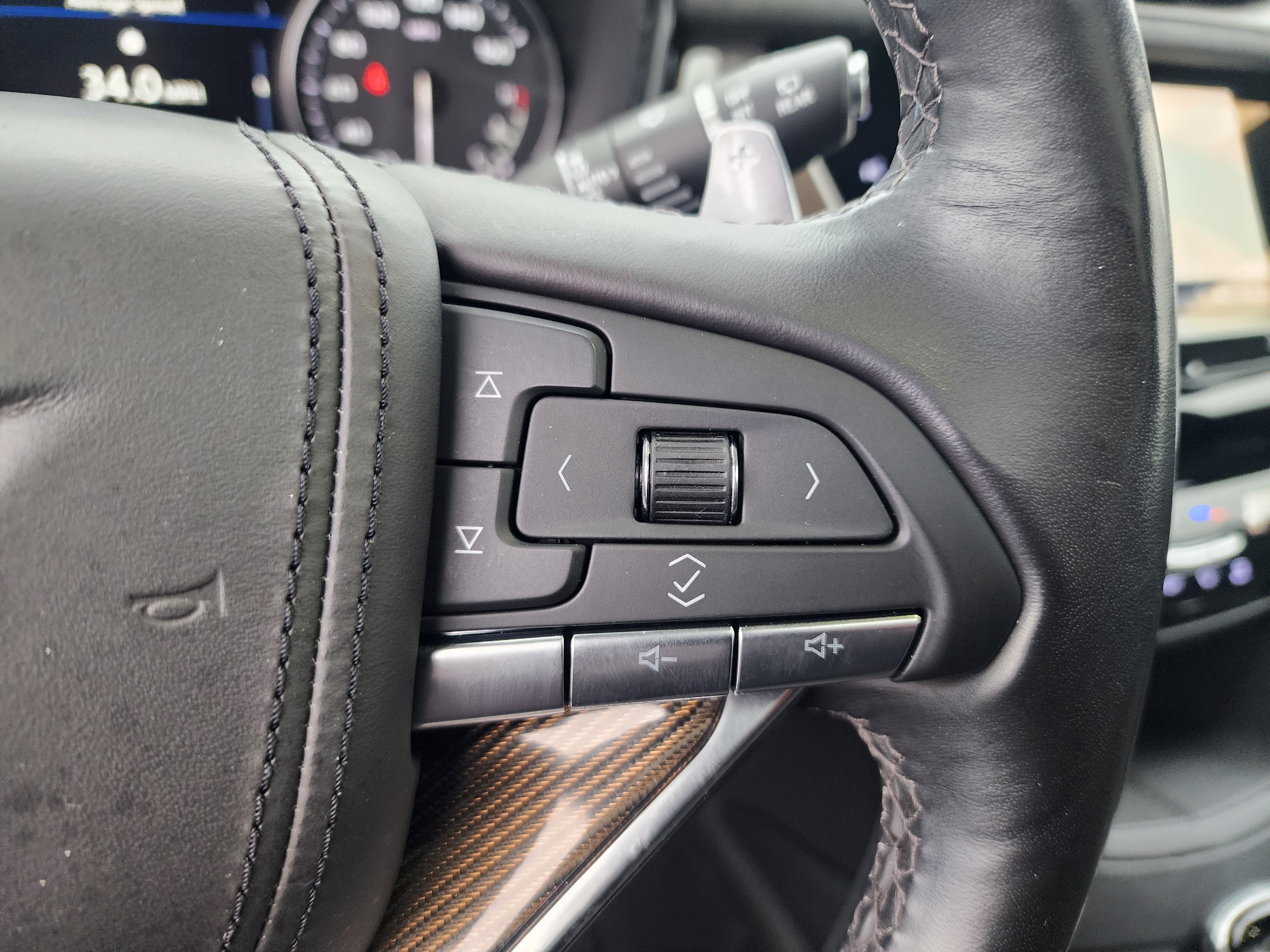 2023 Cadillac XT6 Sport