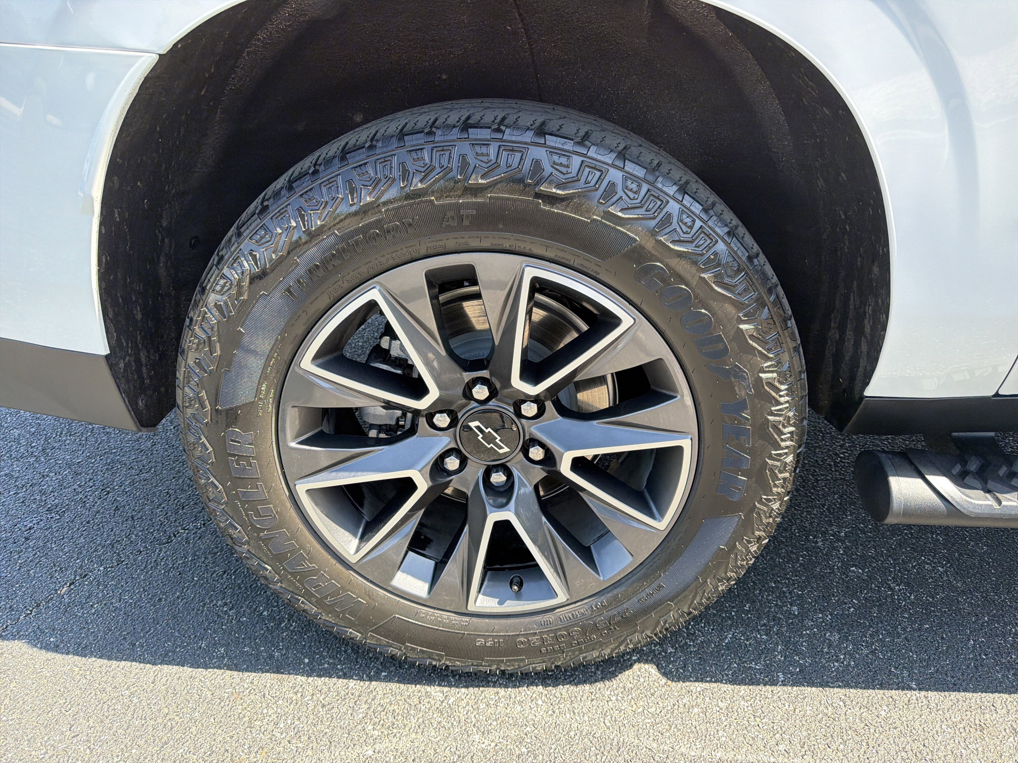 2023 Chevrolet Suburban Z71