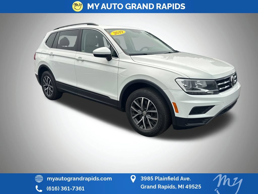 Used 2019 Volkswagen Tiguan SE w/ Panoramic Sunroof Package
