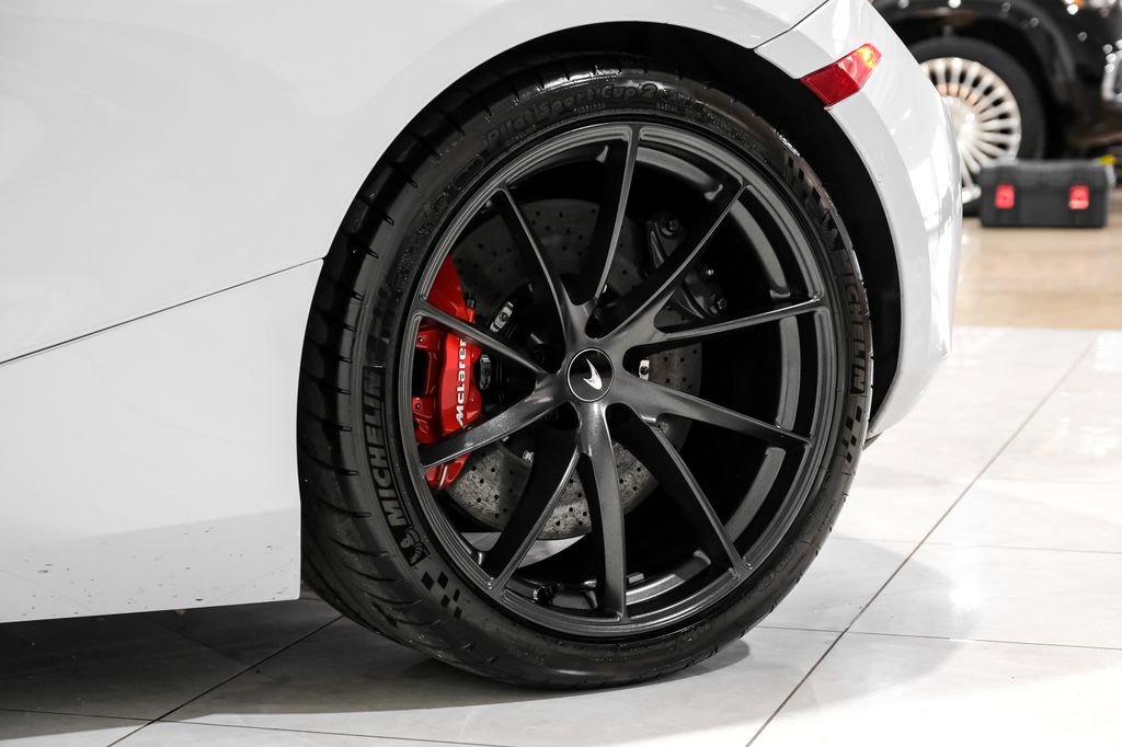 Used 2020 McLaren 720S Performance photo 54