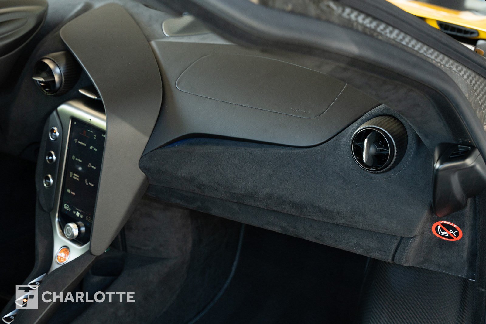 Used 2025 McLaren 750S photo 32