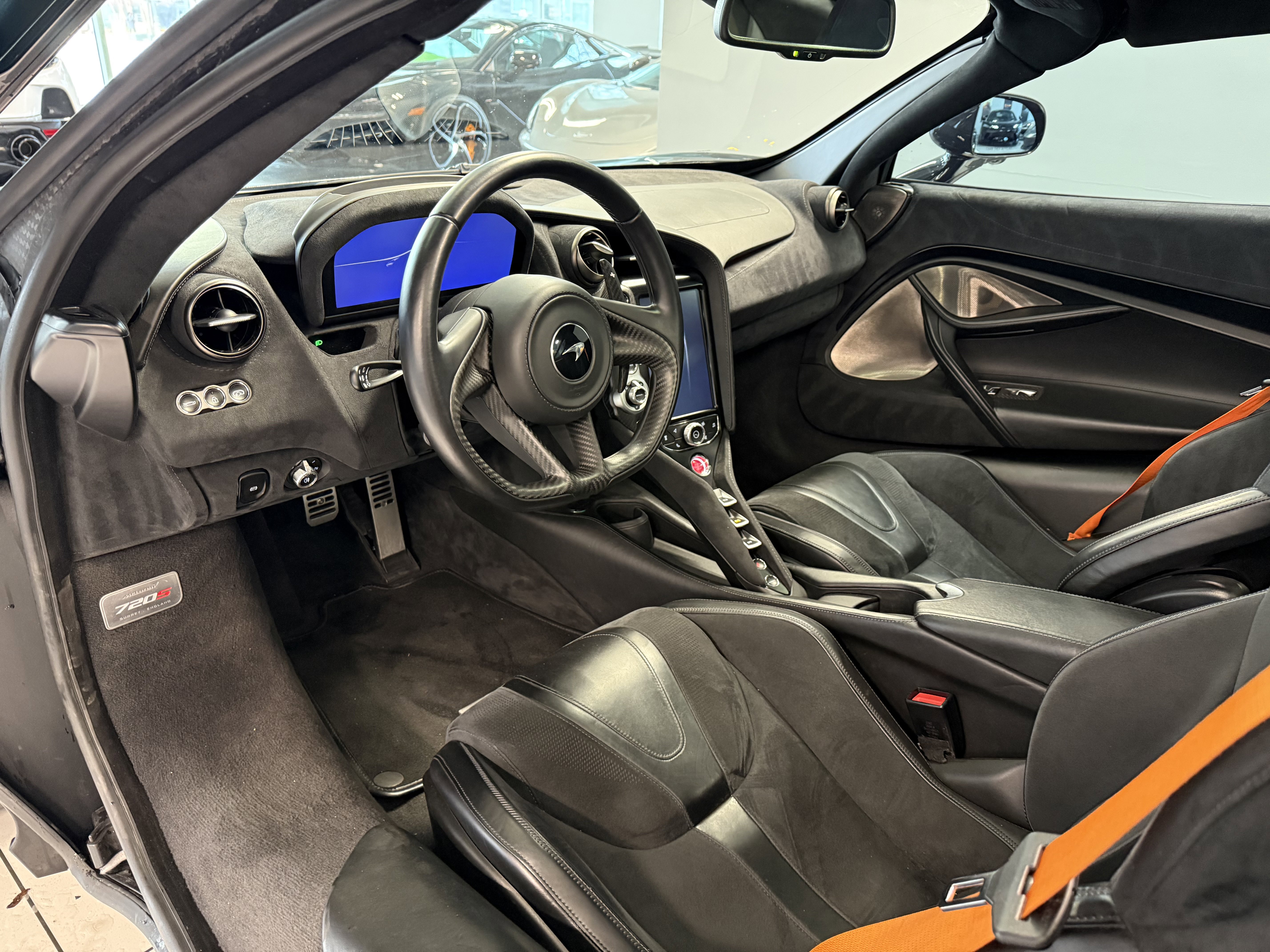 Used 2019 McLaren 720S photo 13