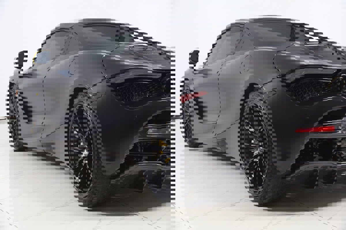 Used 2022 McLaren 720S Performance photo 33
