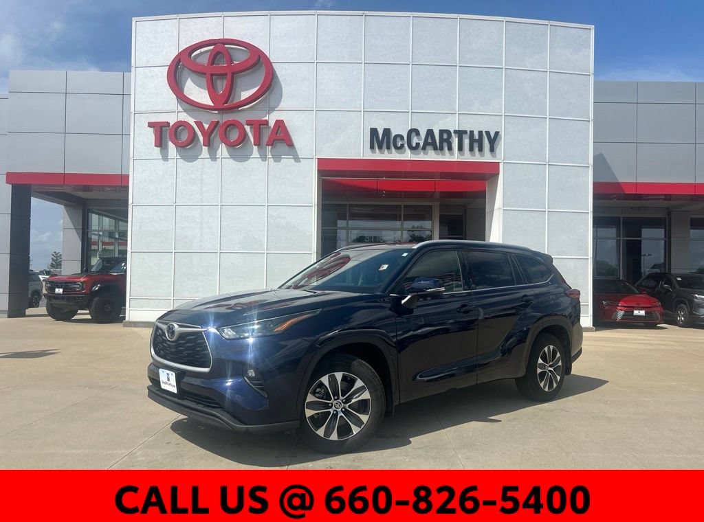 Used 2022 Toyota Highlander XLE