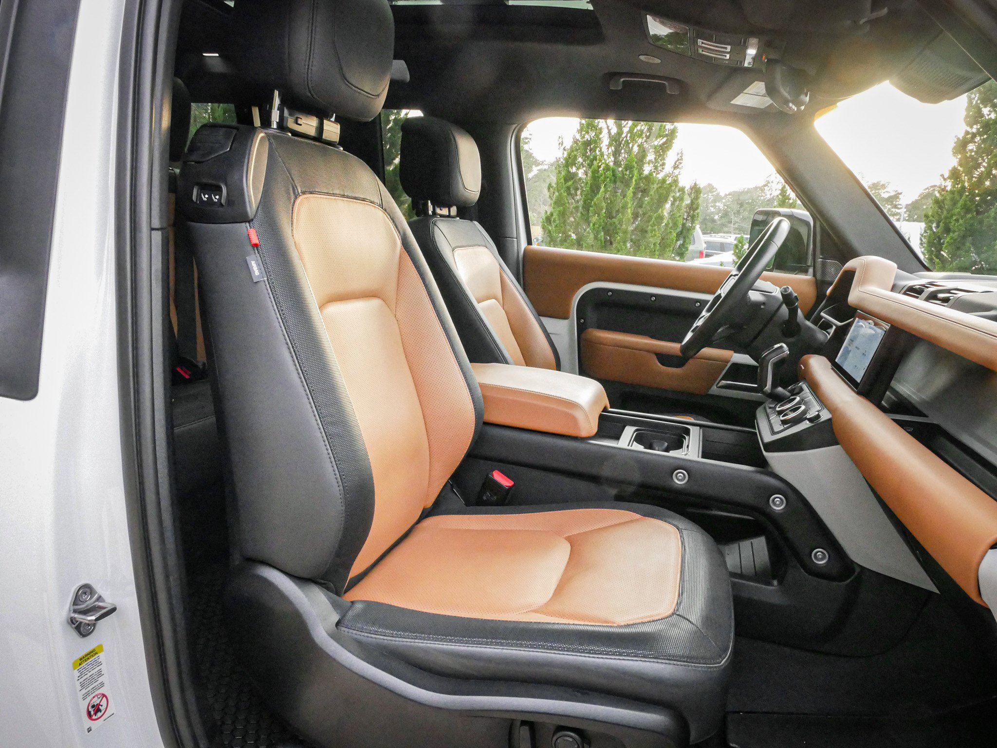 2023 Land Rover Defender 90 X-Dynamic SE