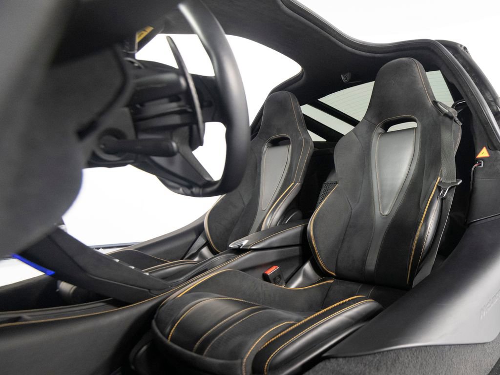 Used 2021 McLaren 720S Performance photo 31