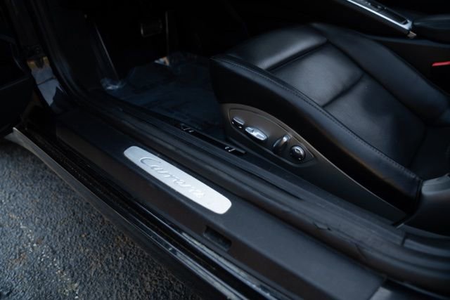 2019 Porsche 911 Carrera