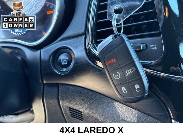 2022 Jeep Grand Cherokee Laredo X