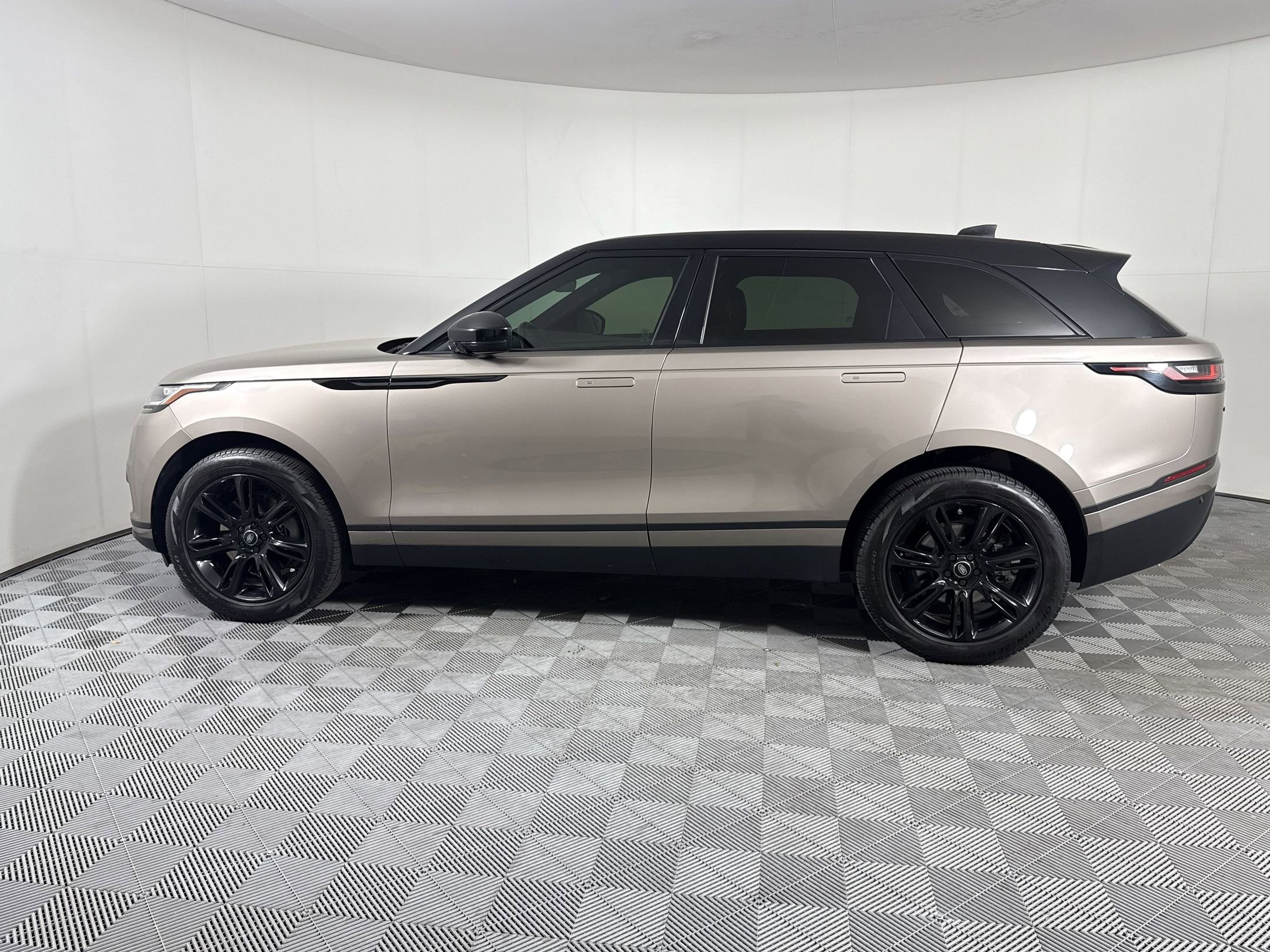 2022 Land Rover Range Rover Velar S
