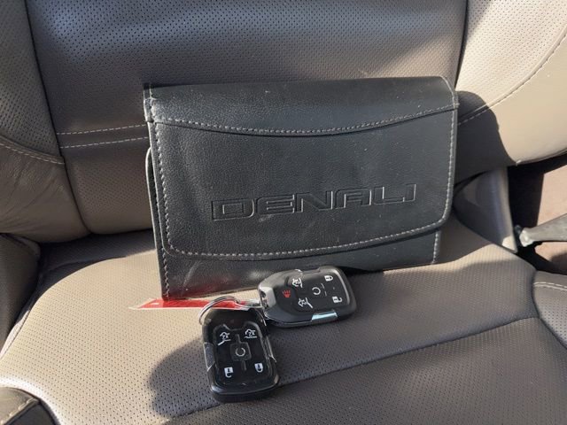 2020 GMC Yukon Denali