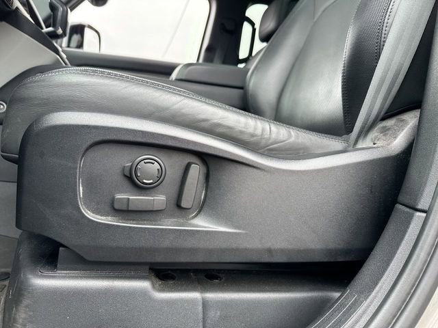 2023 Land Rover Defender 110 X-Dynamic SE