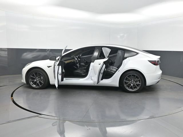 2019 Tesla Model 3 Mid Range