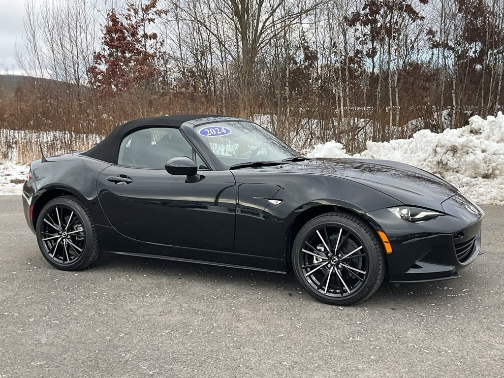 Used 2024 MAZDA MX-5 Miata Grand Touring for Sale Near Me - Autotrader