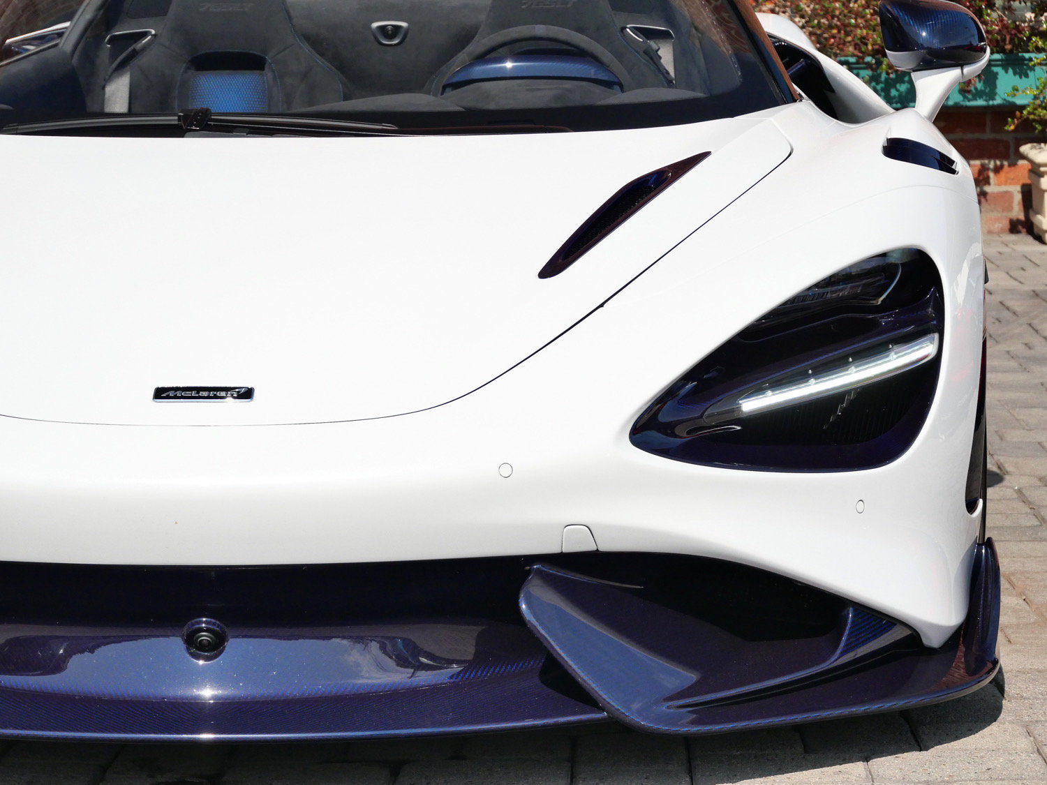 Used 2022 McLaren 765LT photo 6