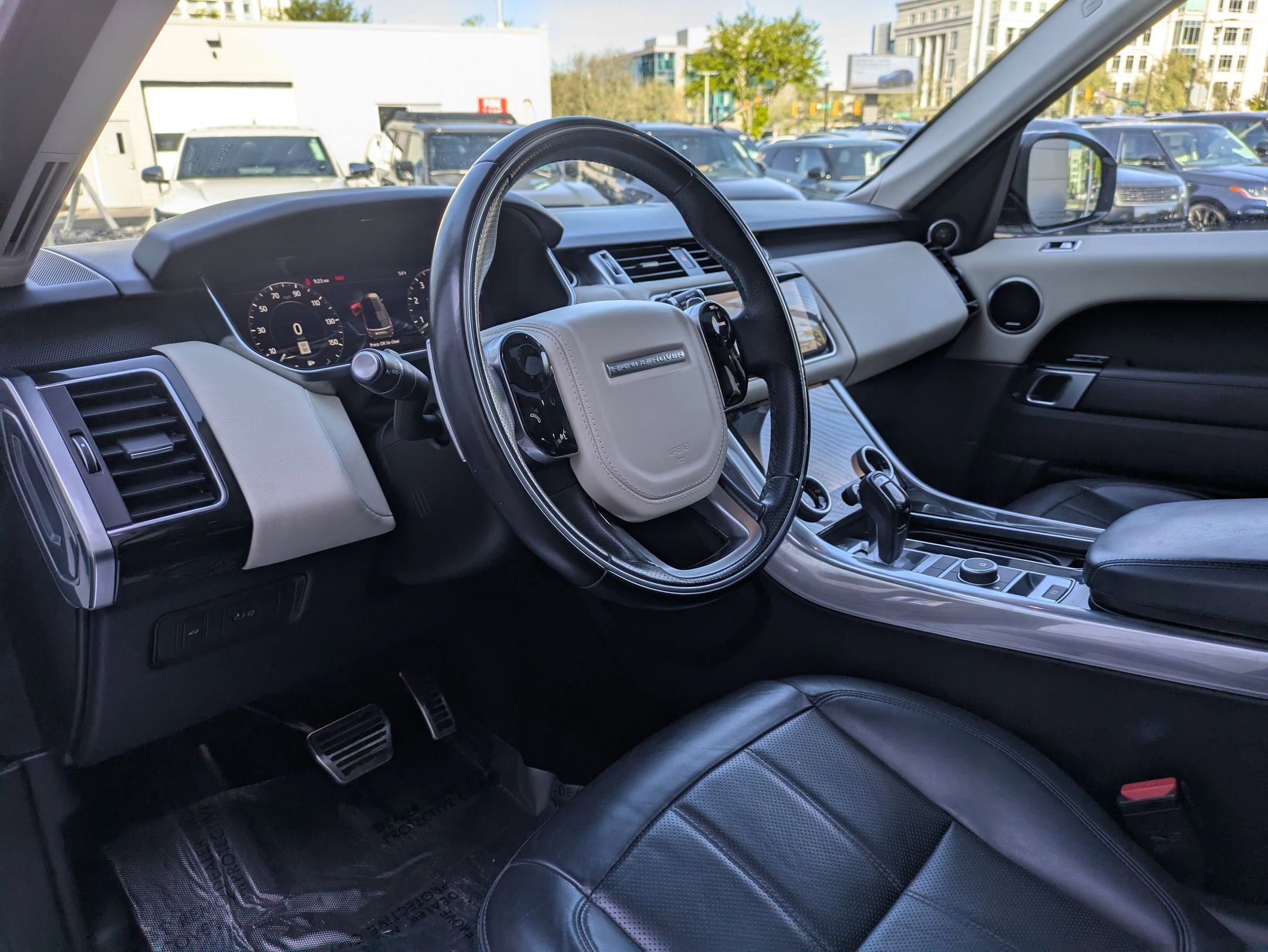 2022 Land Rover Range Rover Sport HSE Silver Edition