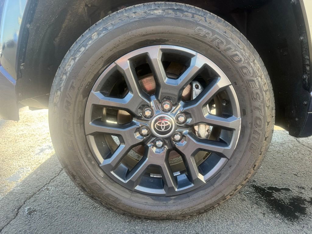 2022 Toyota Tundra Platinum