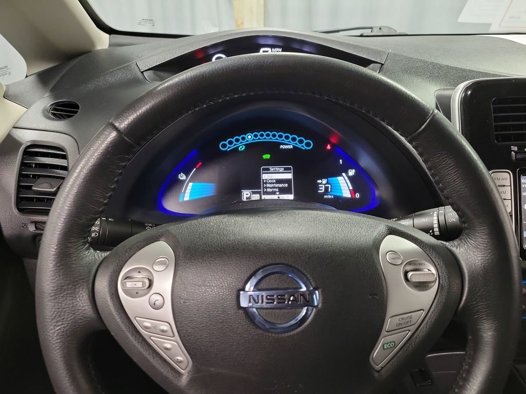 2016 Nissan Leaf SL