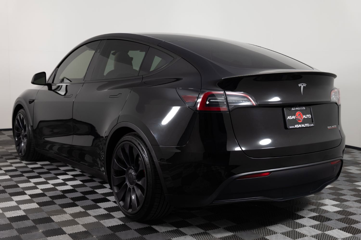 2024 Tesla Model Y Performance