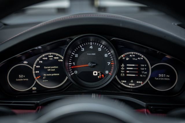 2022 Porsche Cayenne Platinum Edition