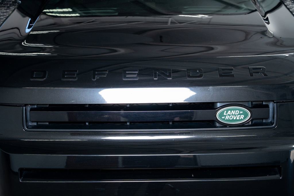 2024 Land Rover Defender 90 S
