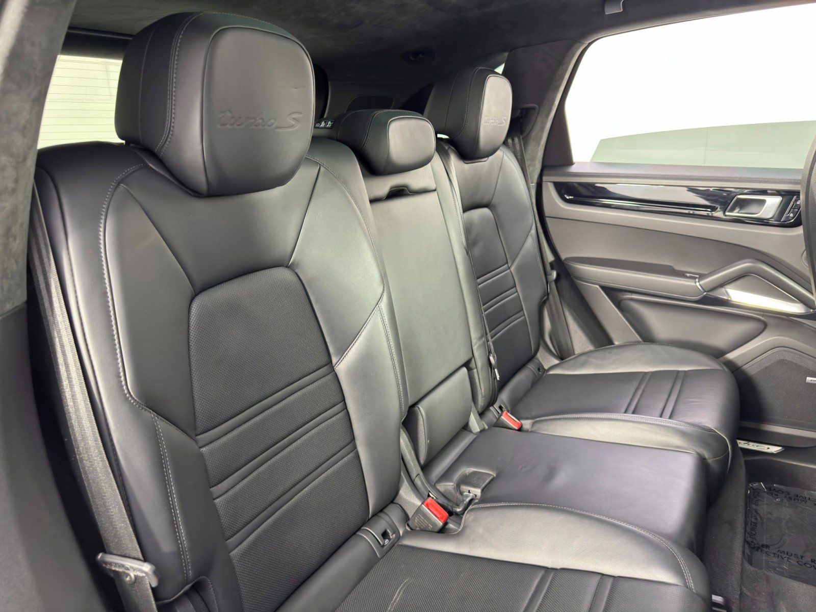 2021 Porsche Cayenne Turbo S