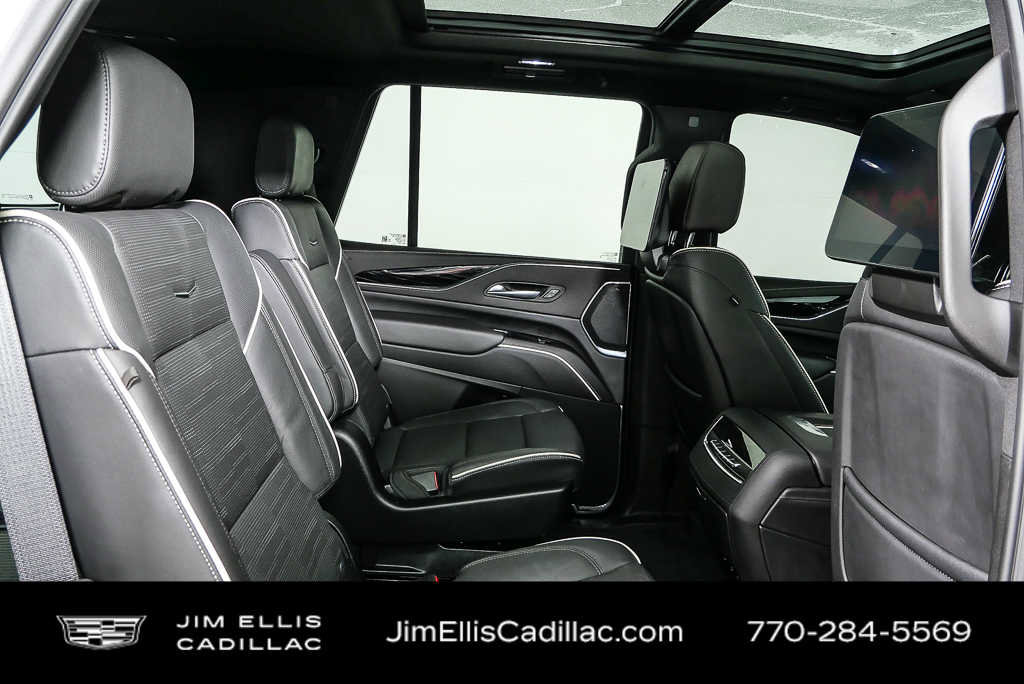 2024 Cadillac Escalade Sport