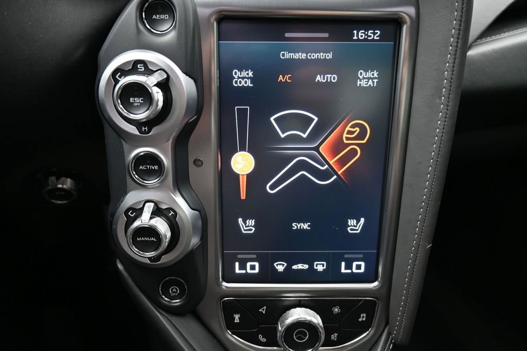 Used 2019 McLaren 720S Luxury photo 23