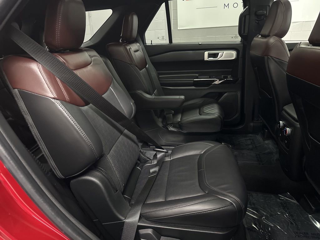 2022 Ford Explorer Platinum