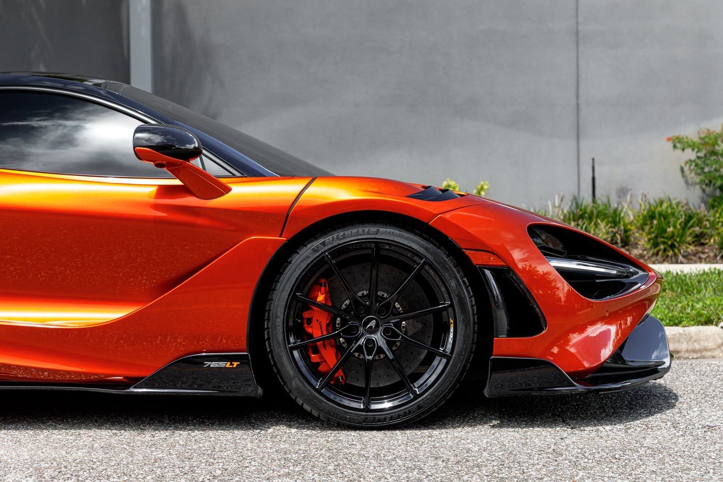 Used 2021 McLaren 765LT photo 13