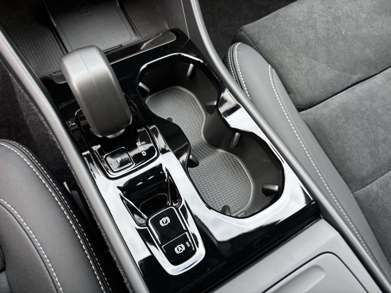 2026 Volvo Xc40 B5 Ultra