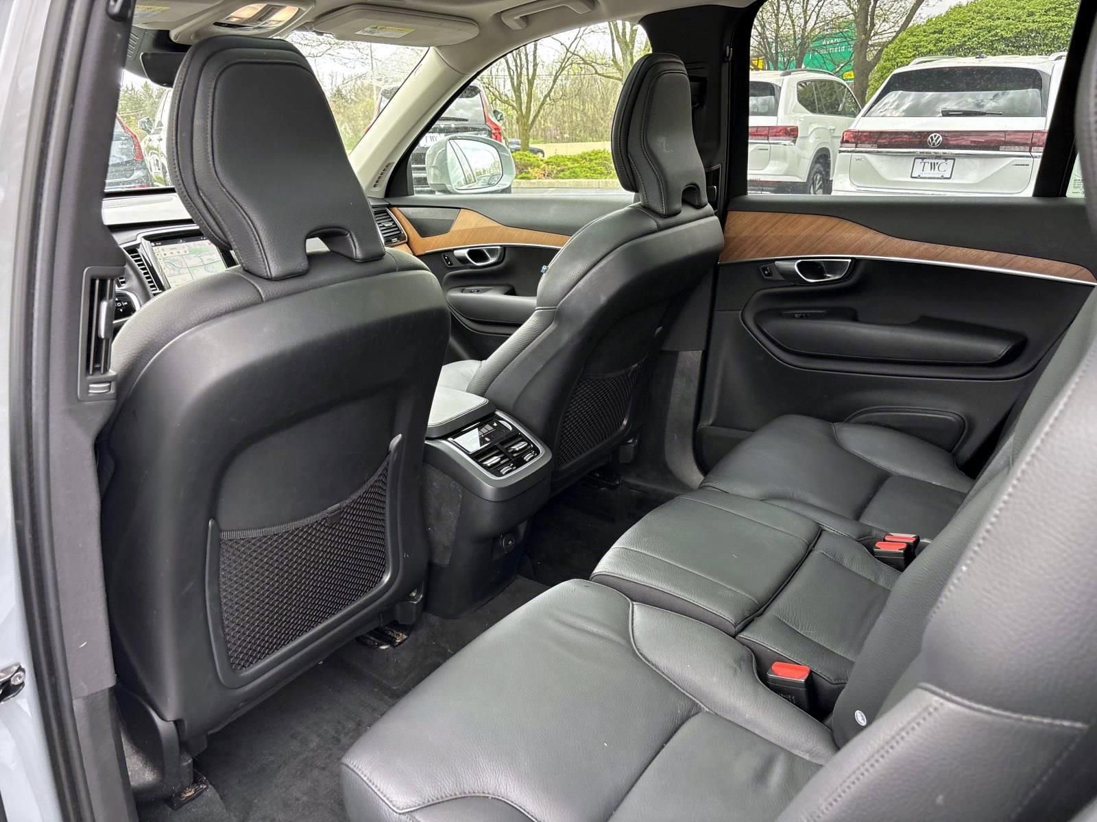 2024 Volvo Xc90 B6 Plus