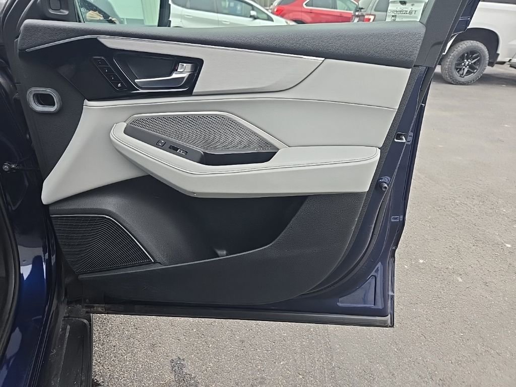 2024 Acura MDX SH-AWD w/ Technology Package