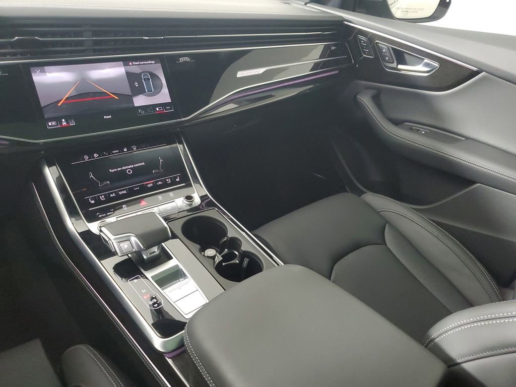 2026 Audi Q8 Prestige