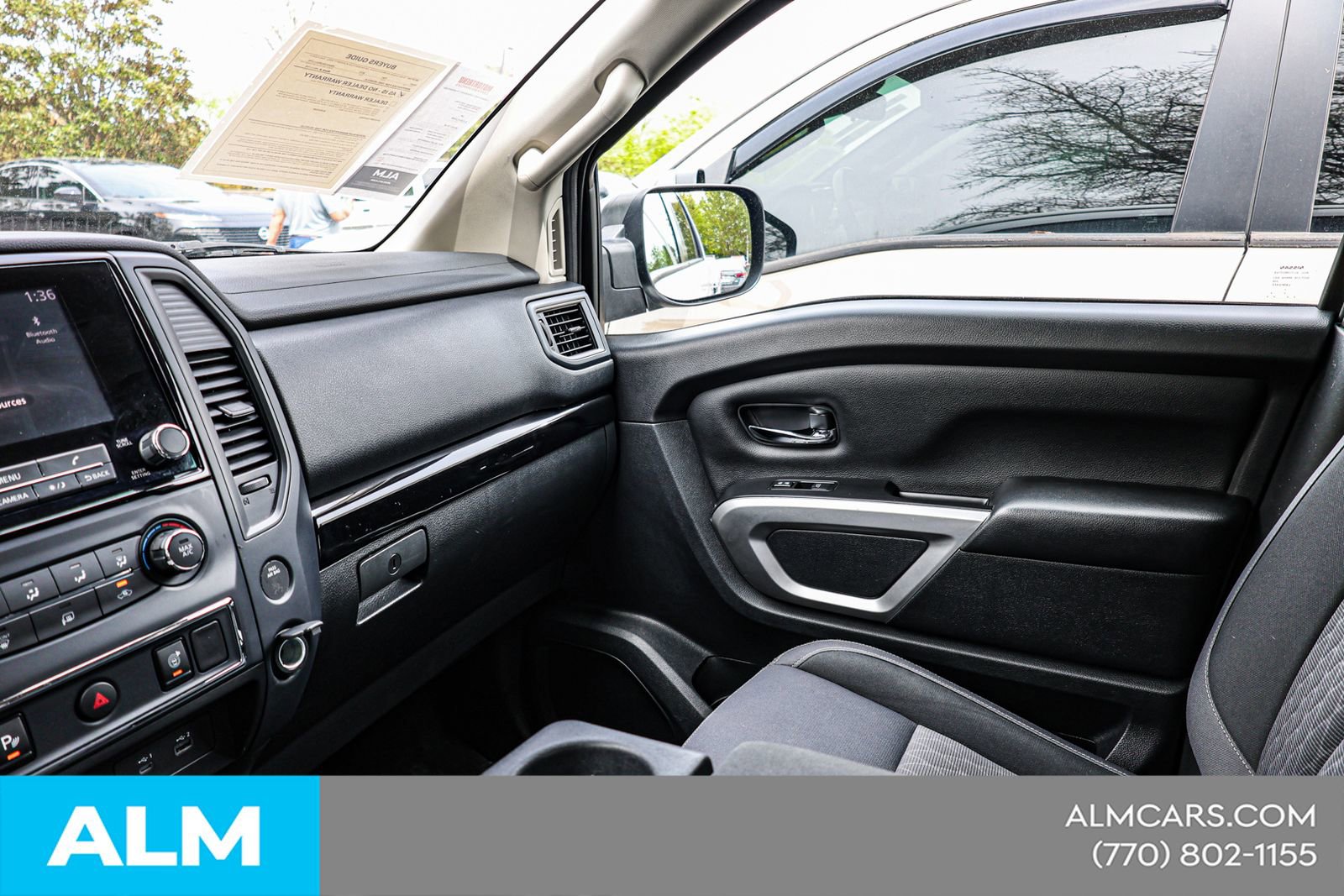 2023 Nissan Titan SV