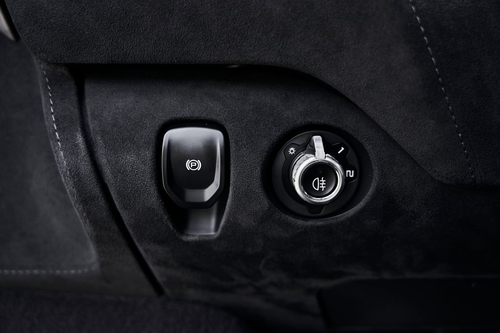 Used 2021 McLaren 720S Luxury photo 45