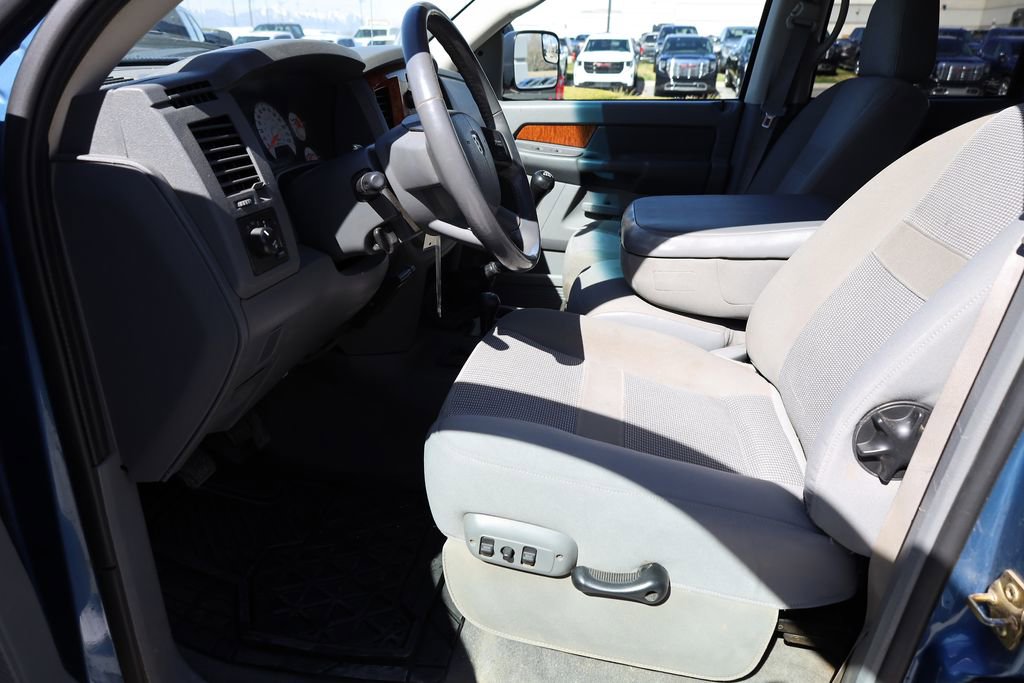 2006 Dodge Ram 2500 Truck SLT