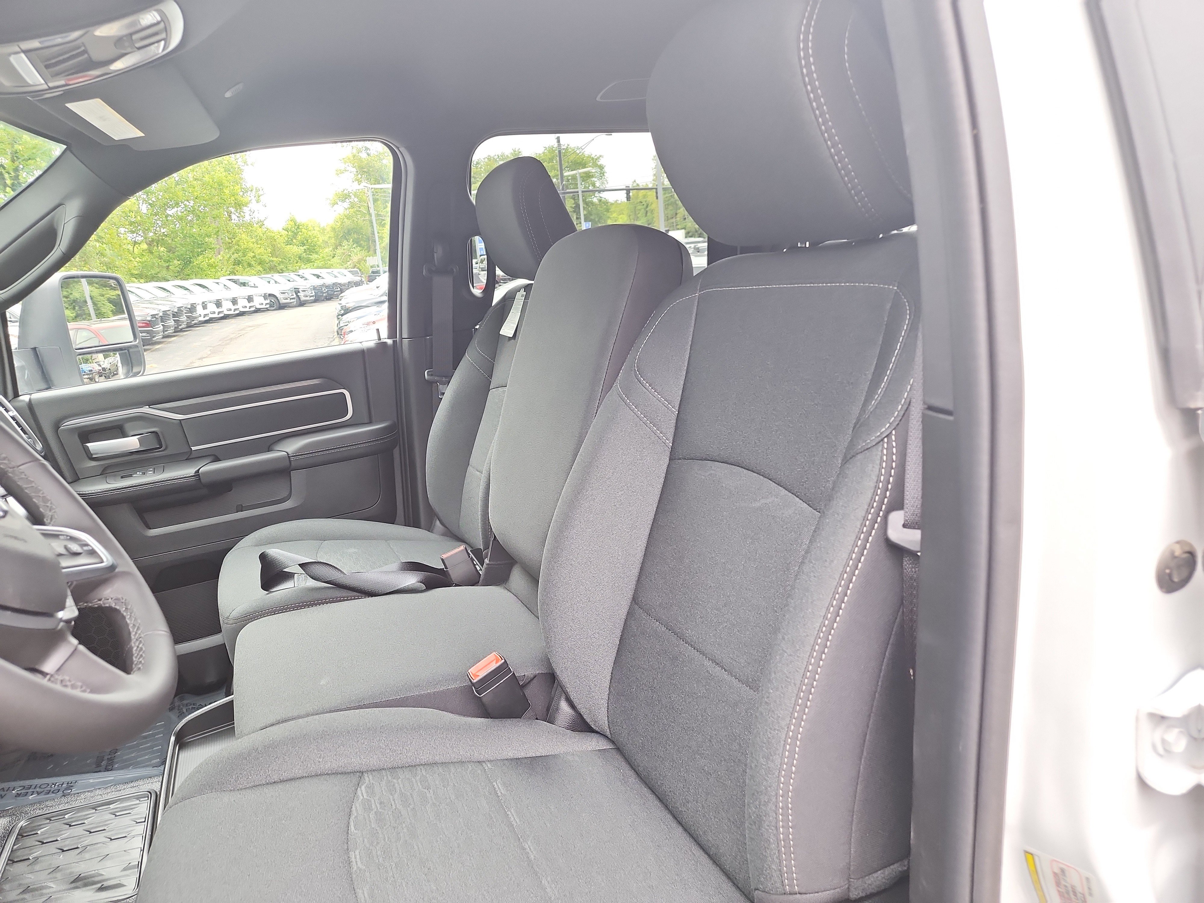 2026 RAM 5500 4x4 Crew Cab