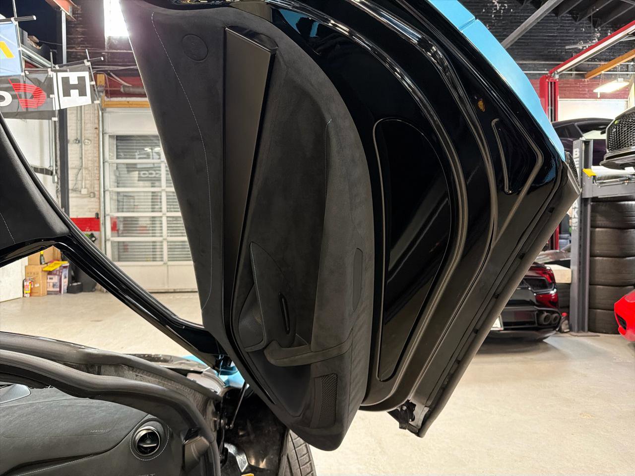 Used 2021 McLaren 765LT photo 46