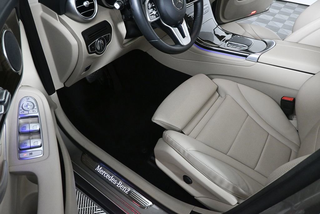 2022 Mercedes-Benz GLC 300