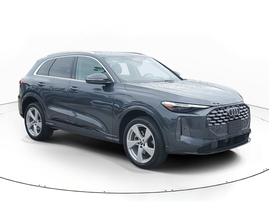 Certified 2025 Audi Q5 Premium w/ Premium Plus