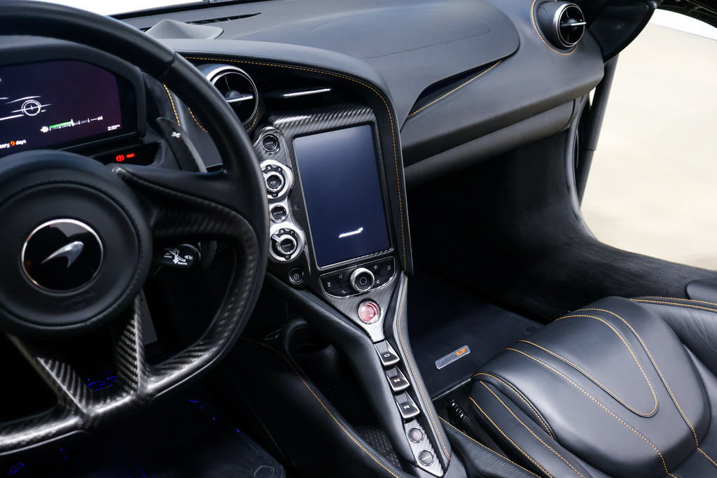 Used 2022 McLaren 765LT photo 50